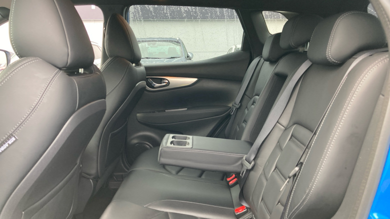 Nissan Qashqai 1.3 DiG-T 160 Tekna+ 5dr Petrol Hatchback